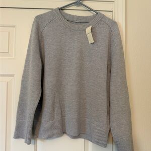 Women's Abercrombie Crewneck Sweater in Light Gray
